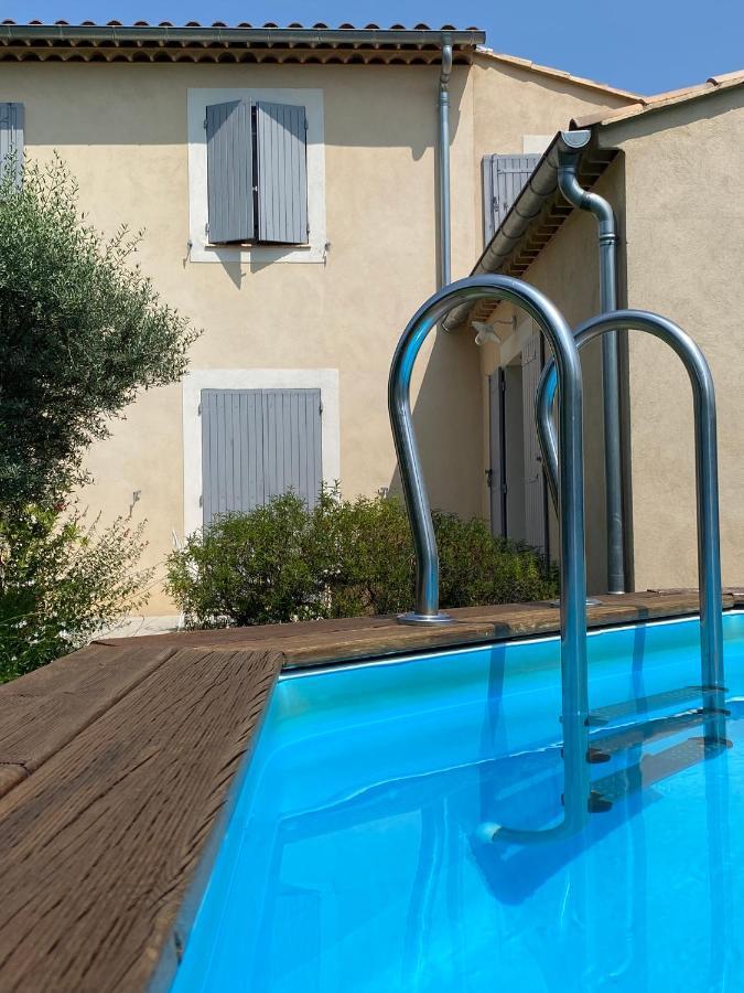 Chambre D'Hotes Le Jardin Des Cigales Bed & Breakfast Aubignan Exterior photo